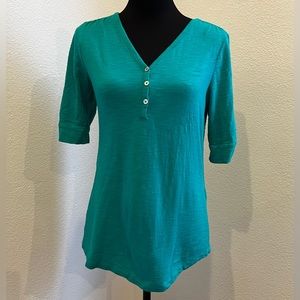 Chico’s Teal V Neck Shirt Ultimate Tee Size 0 (US Size 4- Small)